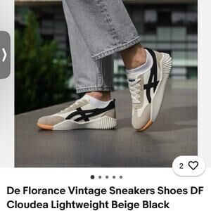 Vintage Sneakers - Beige and Black